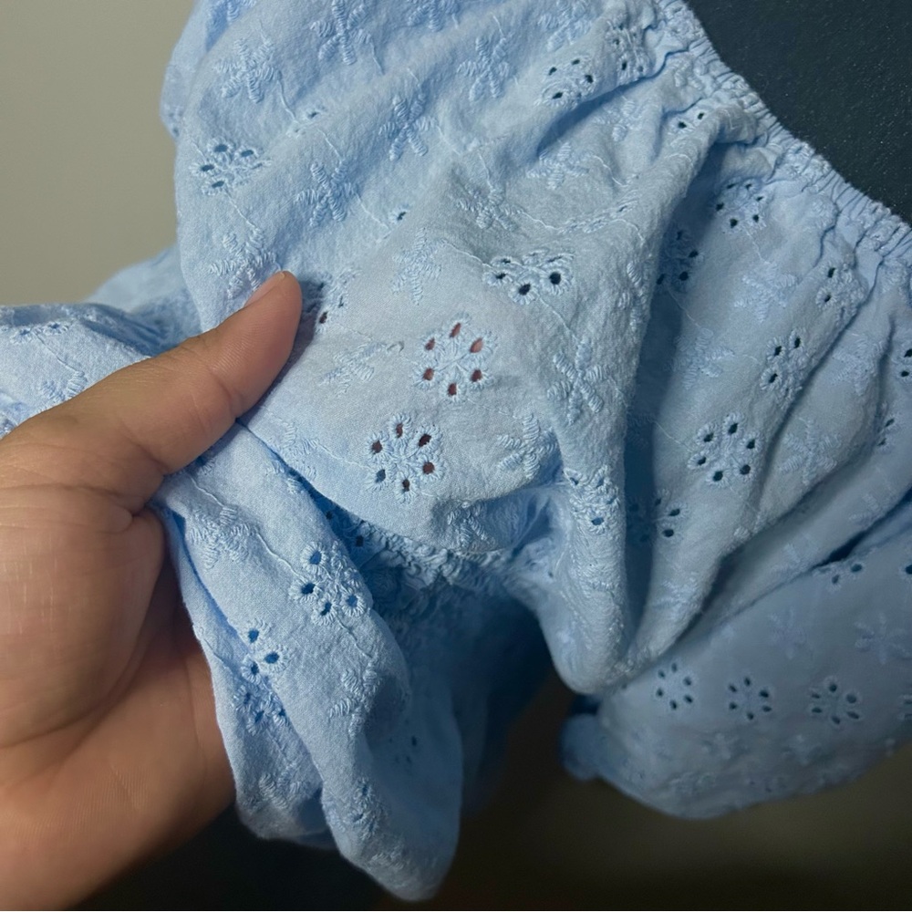 Candie’s blue eyelet babydoll top - Picture 4 of 7